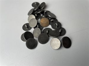 Metalknap - enkel og mørk sølvgrå, 12 mm
